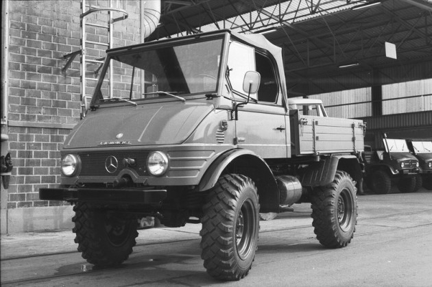 Werksbild Unimog 40 Typ 421.122  offenes Fahrerhaus Motor Om621 40PS  Baujahr 1966