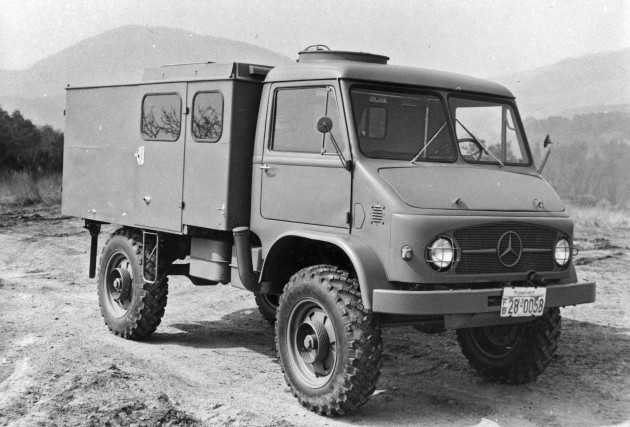 Unimog S, Baureihe 404.1 Prototyp des Tanklöschfahrzeuges TLF 8 für den Luftschutzhilfsdienst