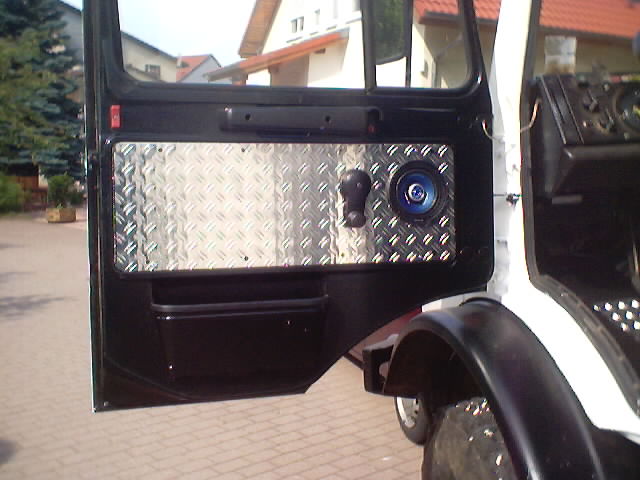 1300 Alutürverkleidung