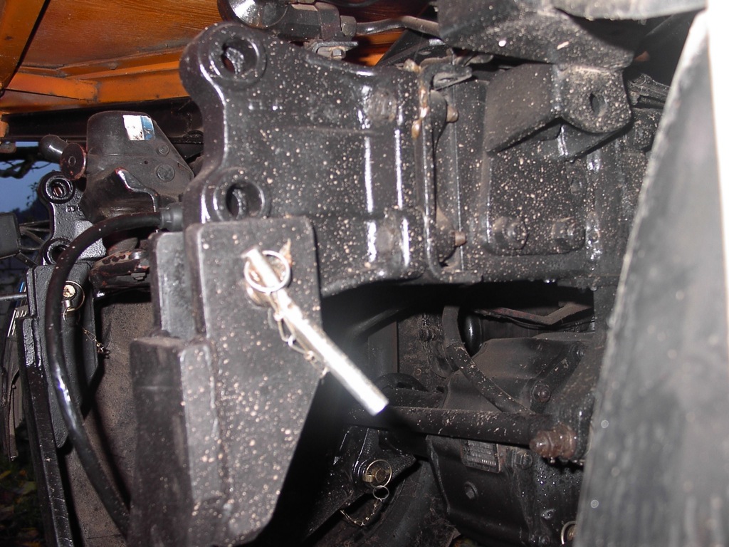 Kugelkopf AHK obere Anbindung