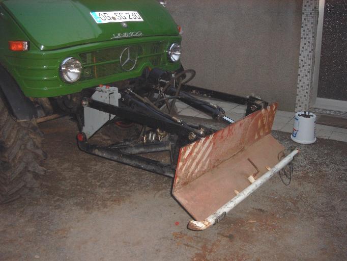 Eigenbau-Frontpolderschild U406 Bild 5