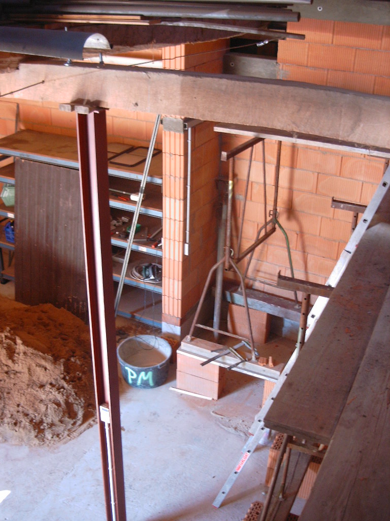 Umbauarbeiten Scheune für Unimoghalle 7