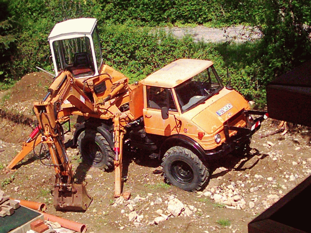 U 406 mit Schaeff Aufbaubagger