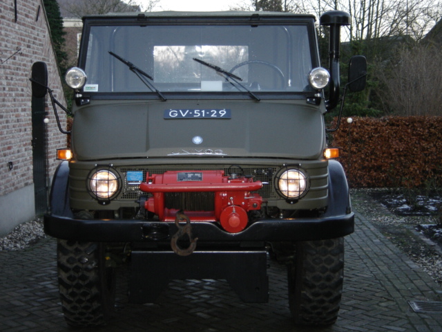 unimog 406