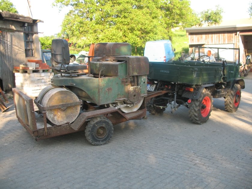 411112 und Walze