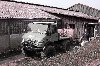 Willis U900 beim spritzen er sagt es gibt nichts als ein Unimog