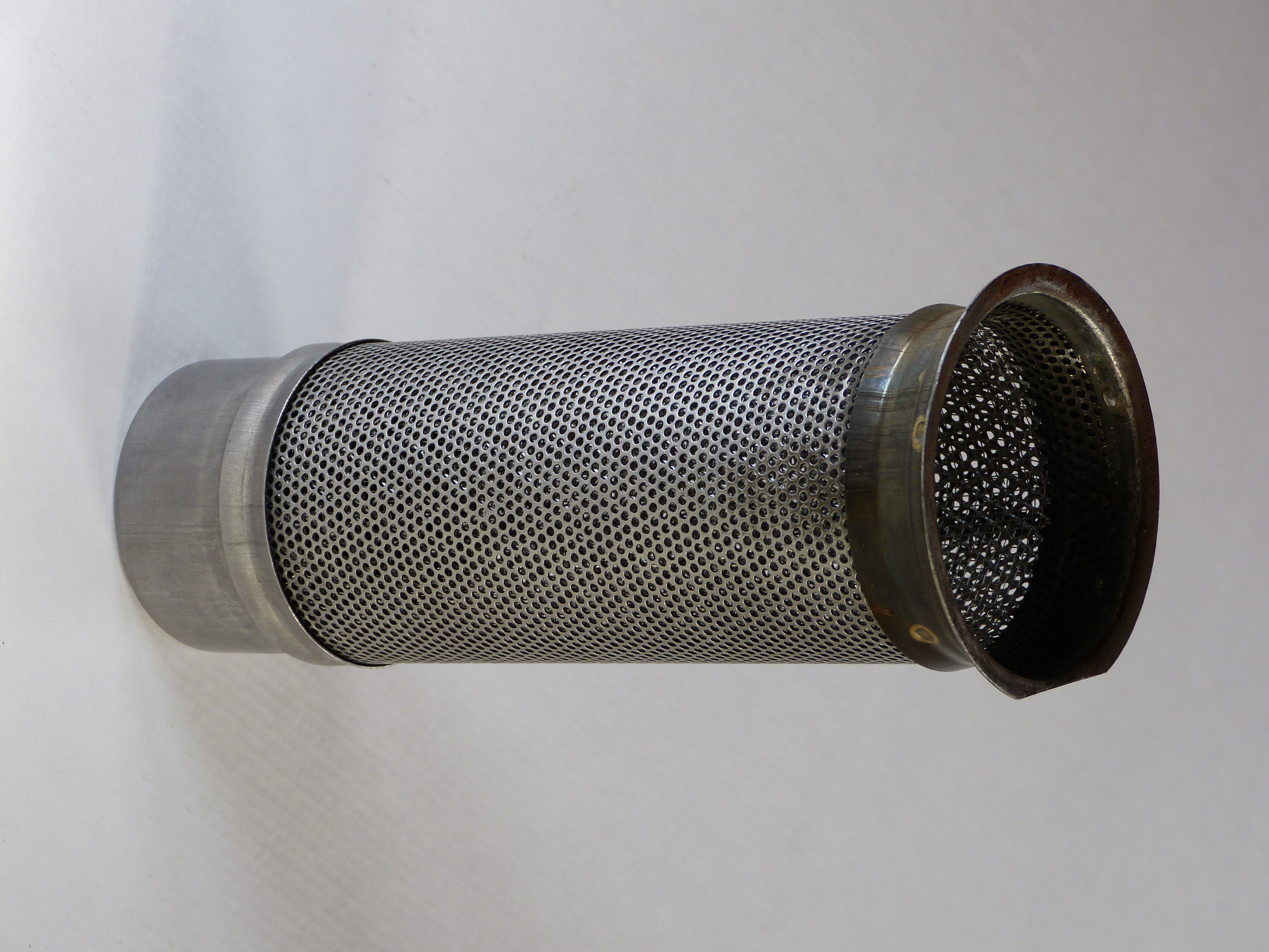 "ordentlicher" Filter (einfacher Lochblechzylinder)