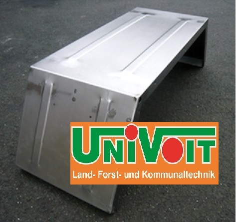 MB trac 700 - 800 - 900 Kotflügel hinten links Bild 1.jpg