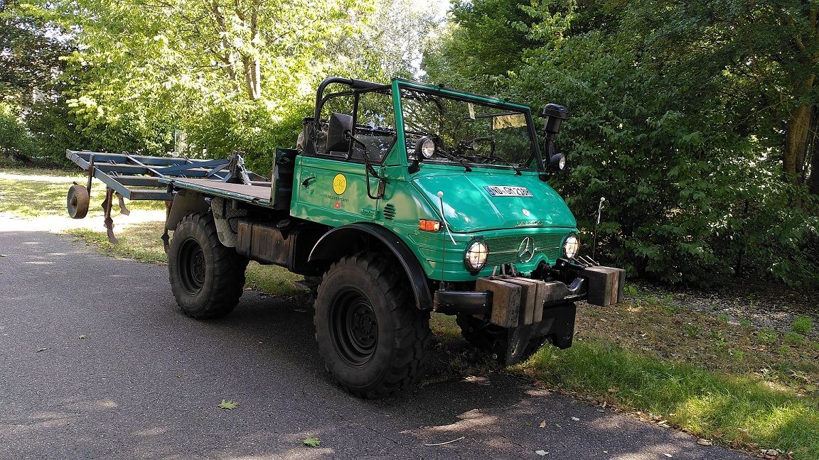 Unimog_Grubber_abfahrt.jpg