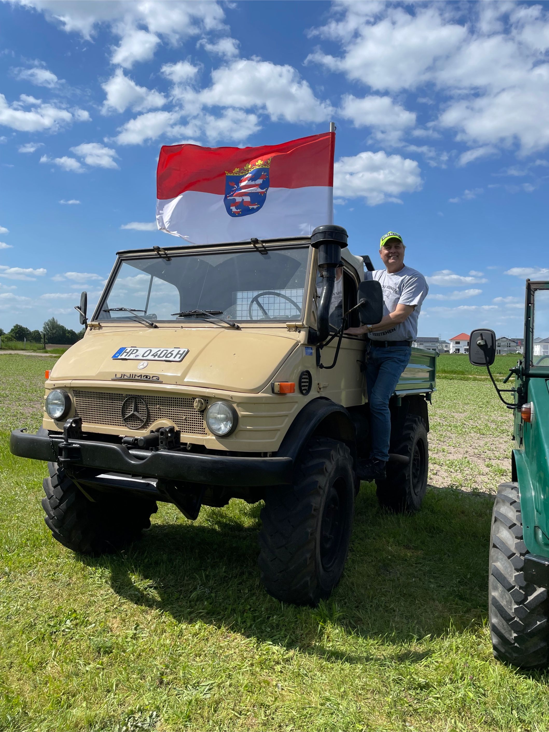 Unimog in Bääschdad 18 Mai 2023 Vadderdag.jpg