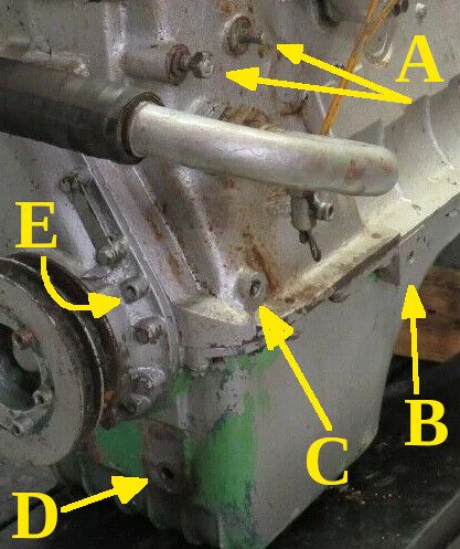 Motor_OM636_Schrauben.jpg