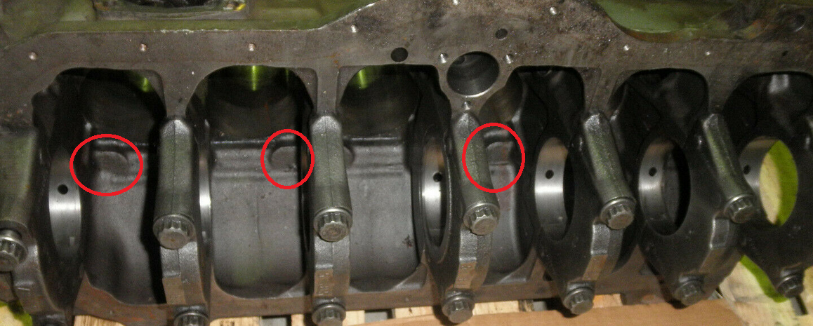 OM 352 Motor Block innen mit Anguss Kolbenbodenkühlung.png