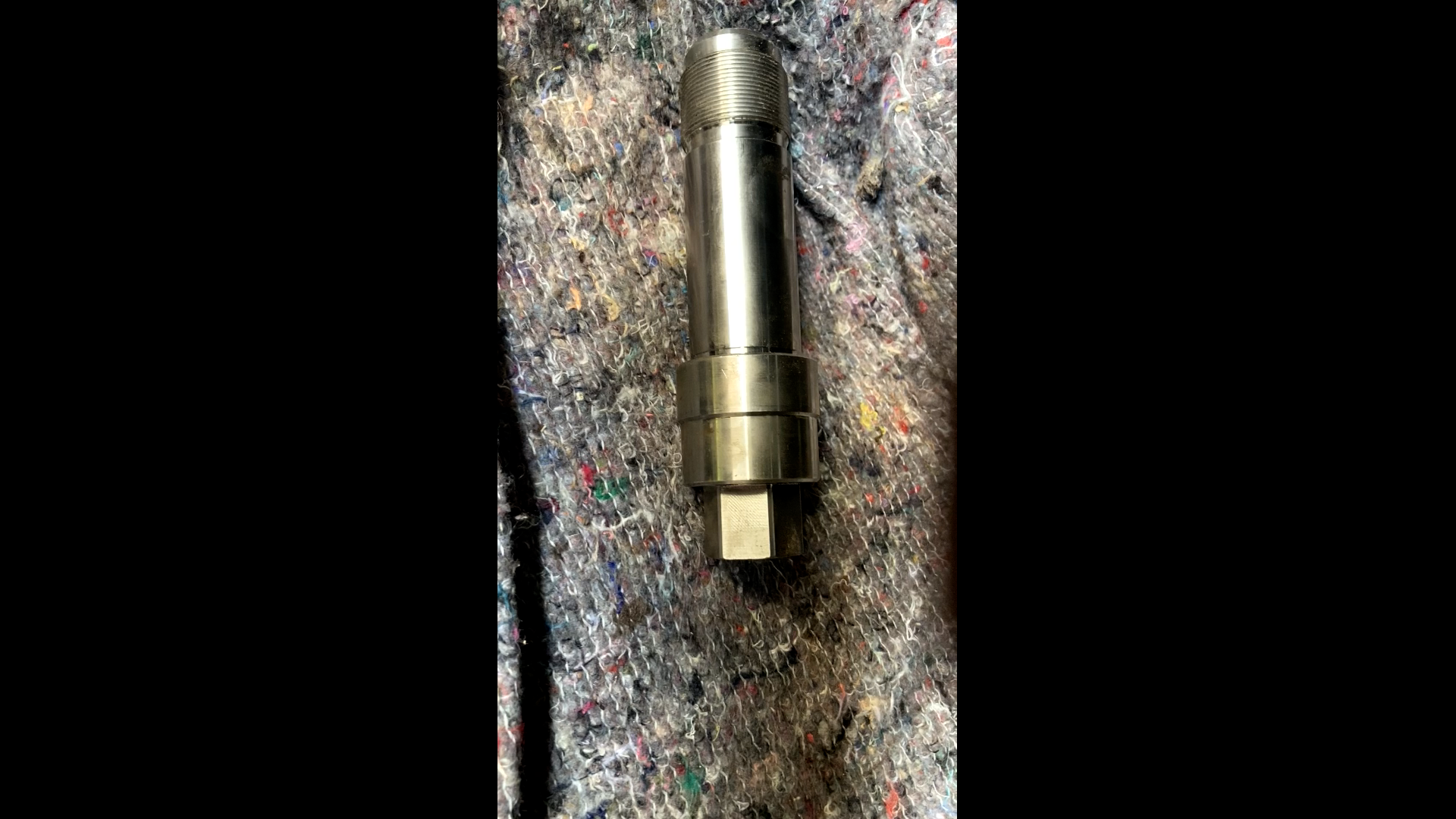 Schraubbolzen 401.png