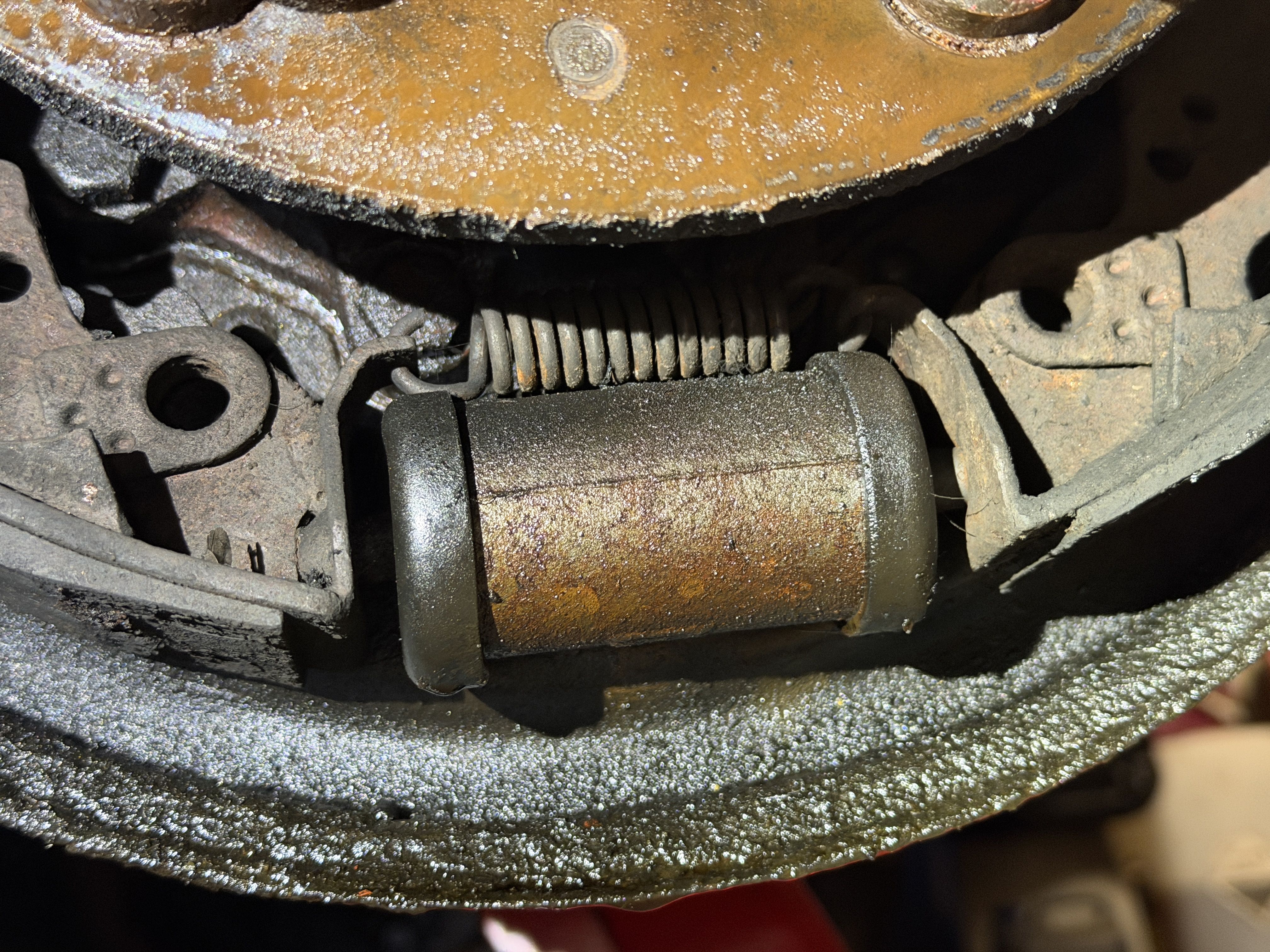 Öl in der Bremse vorne