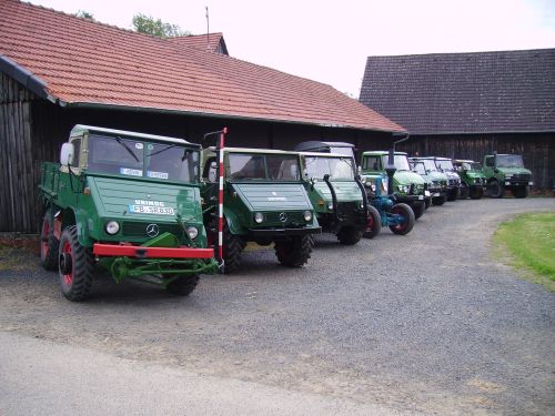 Unimogtreffen Erbacher Hof 1718.05.2008 003.jpg