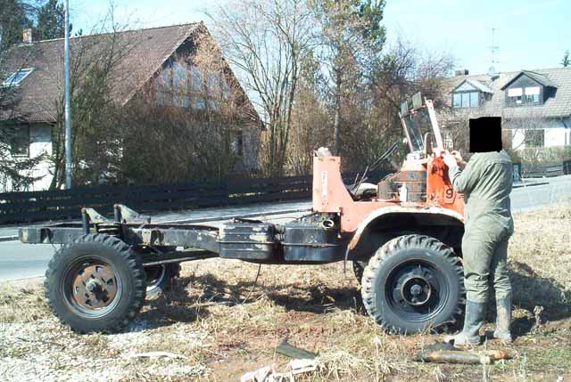 Unimog 2 klein.jpg