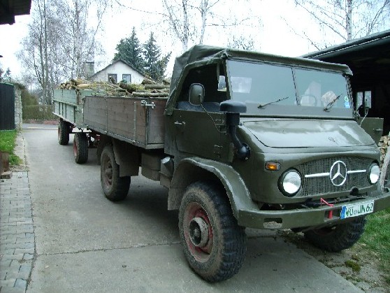 unimog 404 049.jpg