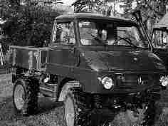 Unimog black.jpg