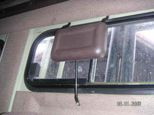 KopfstÃ¼tze Unimog.JPG