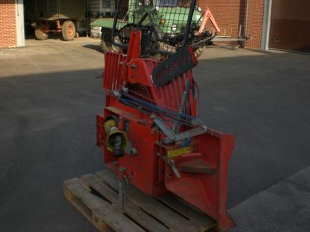 Gesamtansicht Bedienseite kompr.JPG