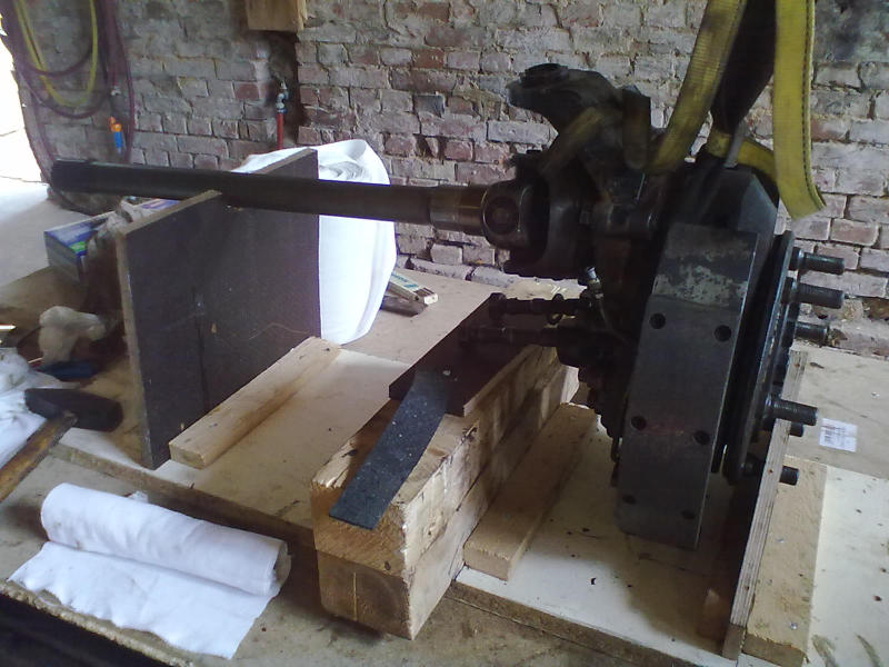 Vorgelege Transporthalterung 2.jpg