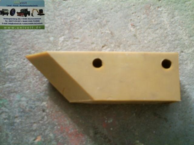 Schmidt  SchneepflÃ¼ge - Gleitschuh.JPG