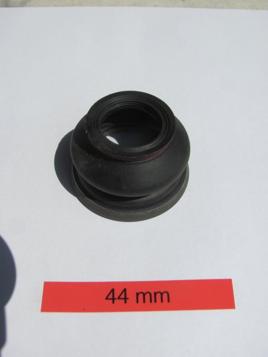 13.07.06. Staubschutzmaschetten 003.jpg