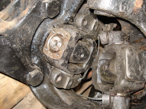 Antrieb_Doppelgelenk_U 411 036.jpg