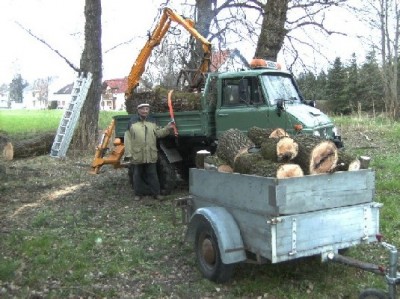 Holzaktion abfahrbereit.JPG