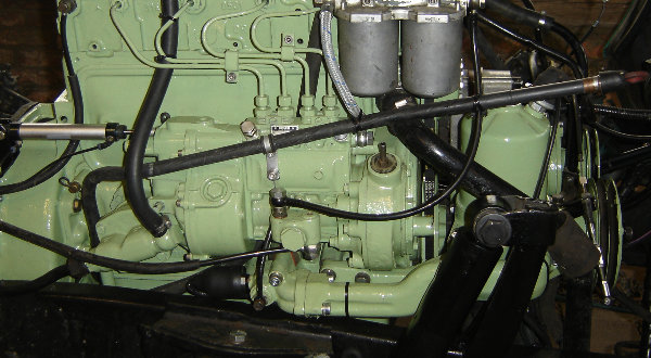 Motor rechte Seite eingebaut 5.1.JPG