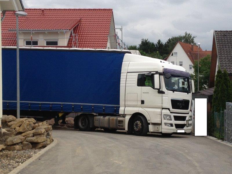 LKW in besagter Kurve (1)
