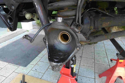 herausgedrückte und gebrochene Lagerbuchse