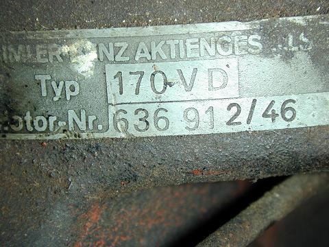 OM 636.912 Typenschild.JPG