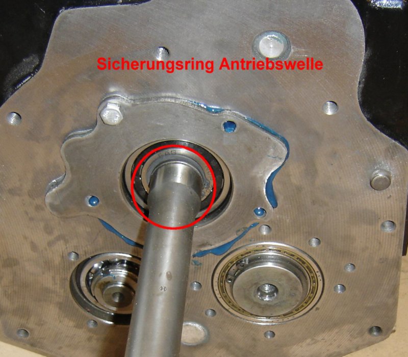 8 Sicherungsring Antriebswelle 1.JPG