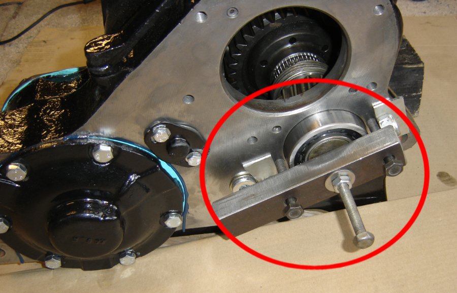 11 Vorgelegewelle ausziehen 1.JPG