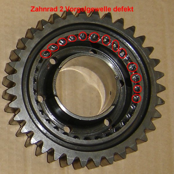 15 Zahnrad 2 Vorgelegewelle defekt 1.JPG