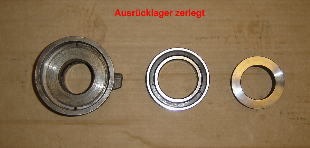 54 Ausrücklager zerlegt 1.JPG