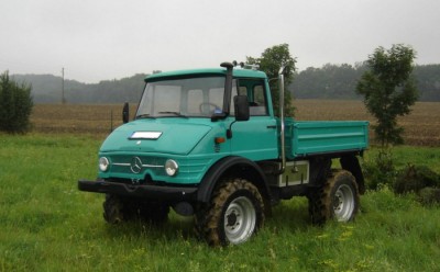 Unimog 2.JPG