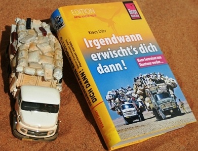 Buch mit LKW, Web, kleiner 100 KB.jpg