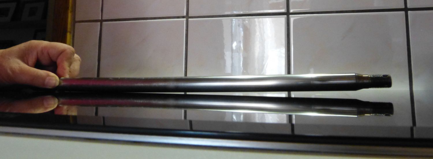 Kolbenstange krumm_klein.jpg