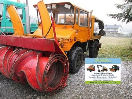 Unimog U 406 mit Schneefräse u Aufbaumotor klein Bild 1.jpg
