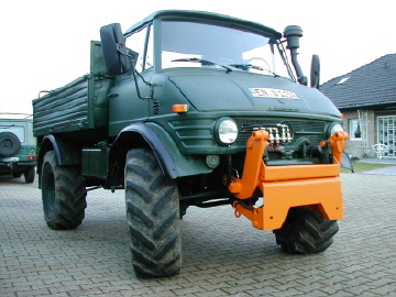 unimog0452-3.JPG