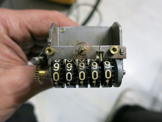 Tacho 010 (Small).JPG