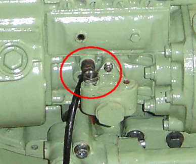 Ölleitung Motor rechts.jpg