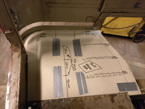 Skizze Bodenblech Beifahrerseite anfertigen