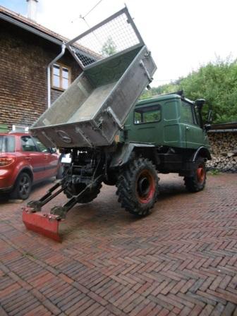 Bergstütze schräg am Hang 1