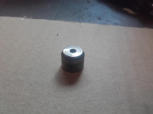 "Fundsache" kleine Büchse mit Bohrung ist gehärtet