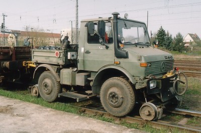 2-Wege-Unimog U1200