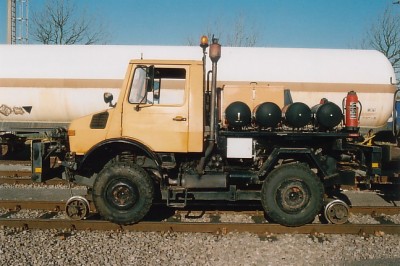 2-Wege-Unimog U1200