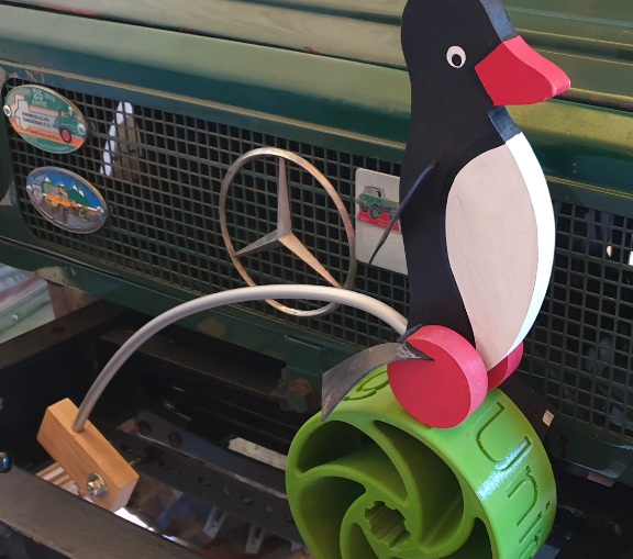 Pinguin auf "Riemenscheibe"